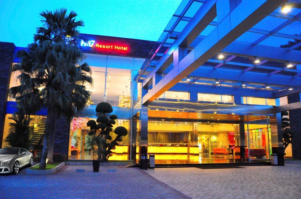 होटल Fm7 - Jakarta Airport 4*